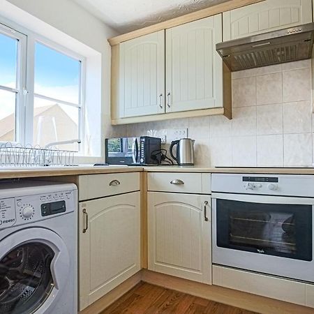 Delightful 2 Bed Apartment For Bicester Outlet Shopping By Platinum Key Properties Buitenkant foto