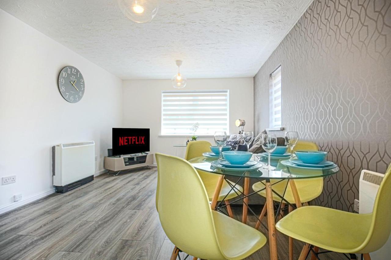 Delightful 2 Bed Apartment For Bicester Outlet Shopping By Platinum Key Properties Buitenkant foto