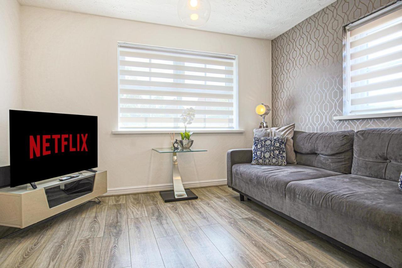 Delightful 2 Bed Apartment For Bicester Outlet Shopping By Platinum Key Properties Buitenkant foto